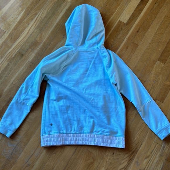 Lululemon size 4 hoodie with front pocket pale blue - Picture 4 of 5